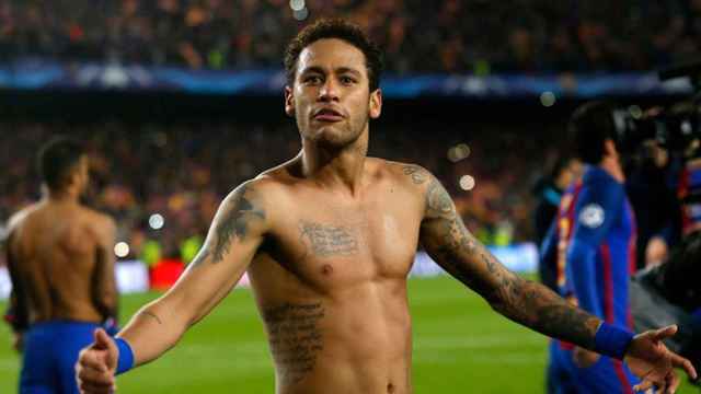 Neymar, durante una celebración cuando aún vestía la camiseta del Barça / ARCHIVO