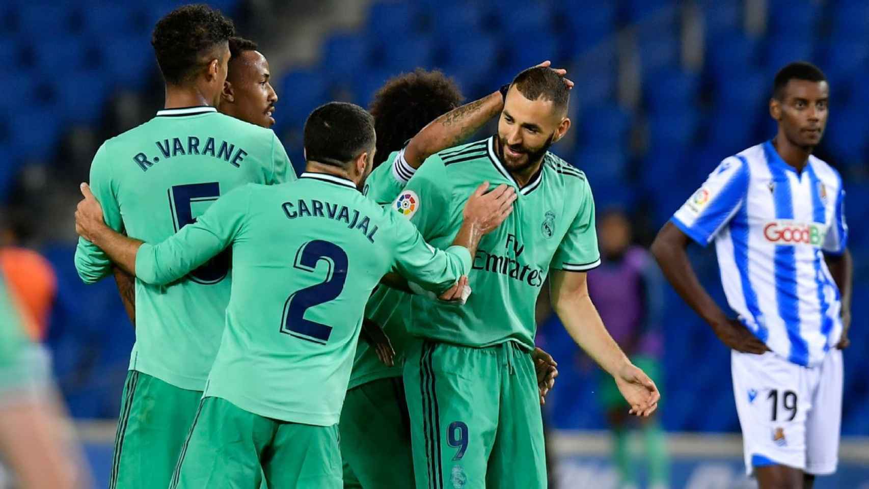 Los jugadores del Real Madrid celebran un gol contra la Real Sociedad / EFE