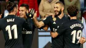 Los jugadores del Real Madrid celebran el gol de Benzema / EFE