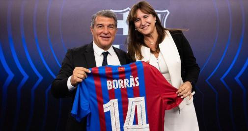 Joan Laporta, regalándole una camiseta del Barça a Laura Borràs (JxCat) / @mhp_LauraBorras (TWITTER)