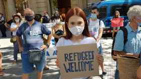 Concentración en Barcelona para reclamar alojamiento seguro para los refugiados de  Lesbos / UCFR BARCELONA