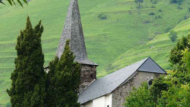 Iglesia de Bausen / CG