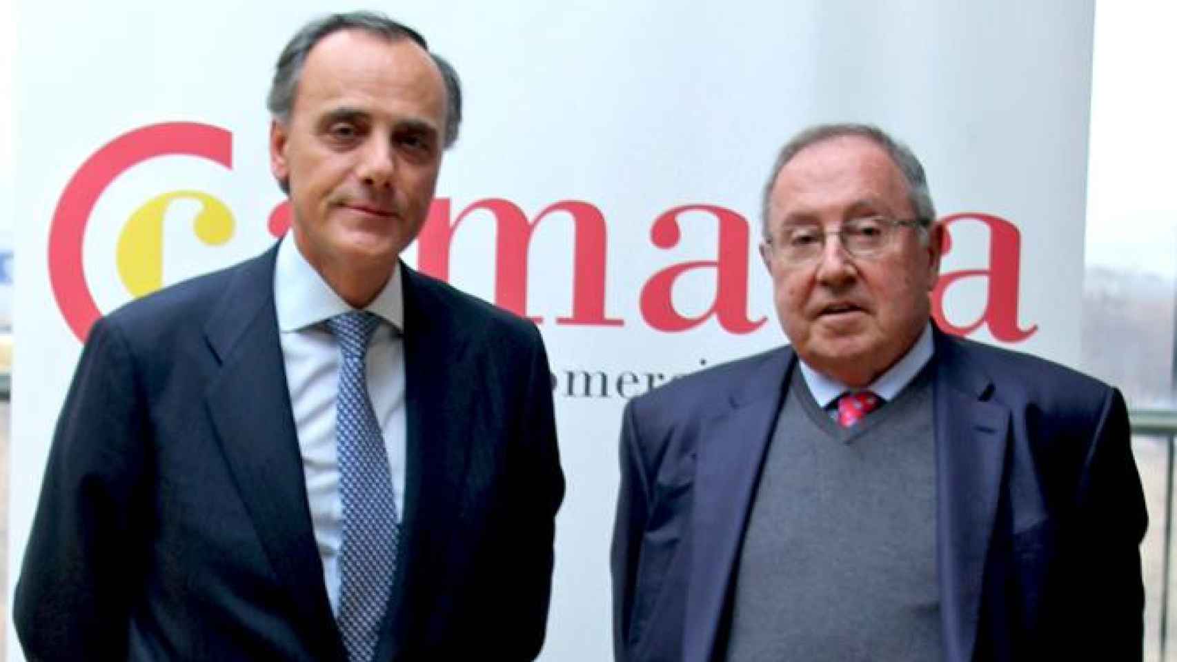 Juan Gandarias (i), director territorial de Caixabank en Madrid, y José Luis Bonet (d), presidente de la Cámara de Comercio de España / CAIXABANK