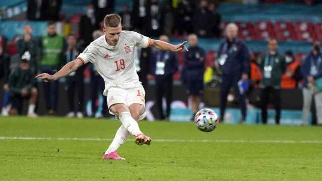 Dani Olmo en la tanda de penaltis ante Italia en la semifinal de la Eurocopa / EFE