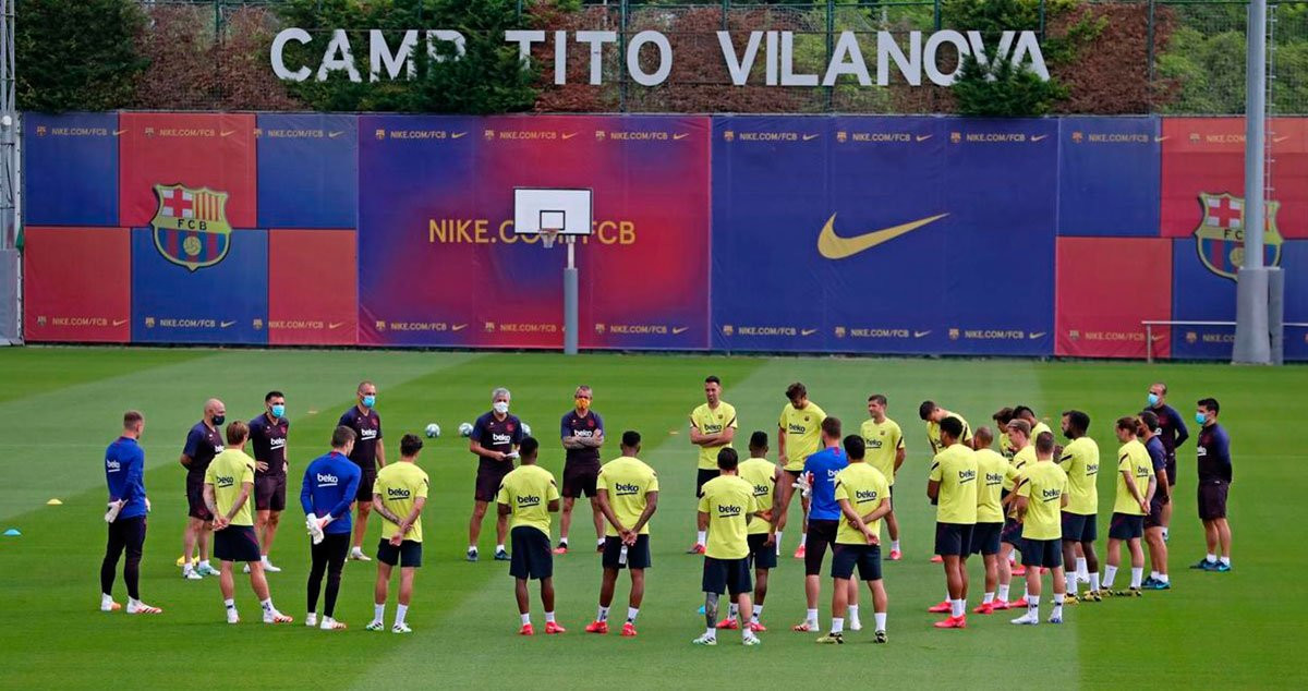 Los jugadores del Barça este lunes en el primer entrenamiento colectivo post Covid-19 / FCB