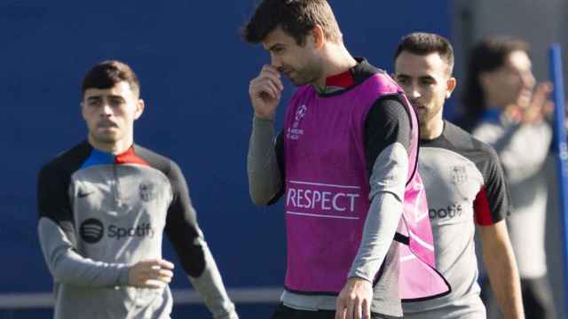 Gerard Piqué, durante una sesión de entrenamiento con el Barça en noviembre / EFE