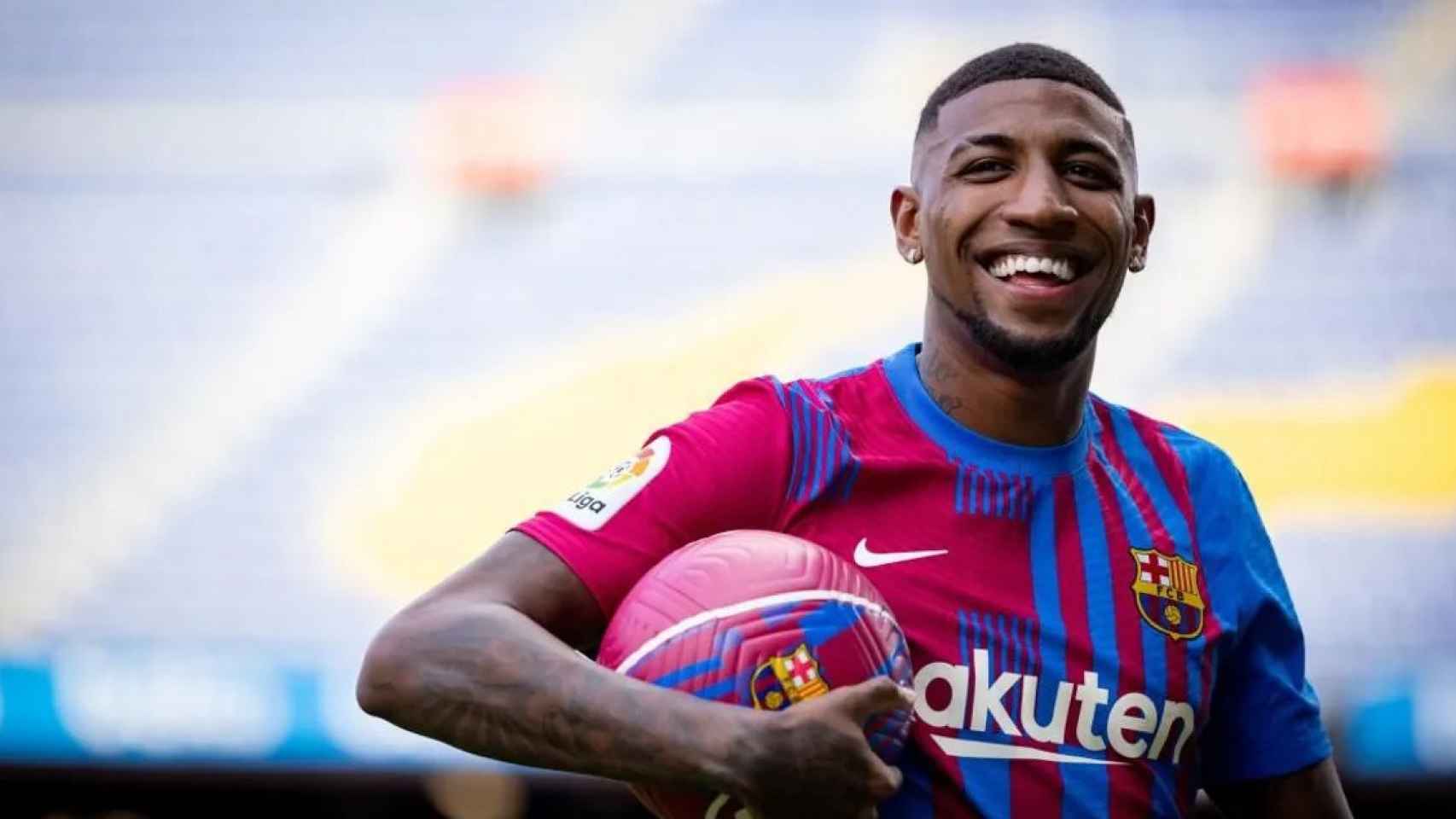 La sonrisa de Emerson en su presentación con el Barça / FCB