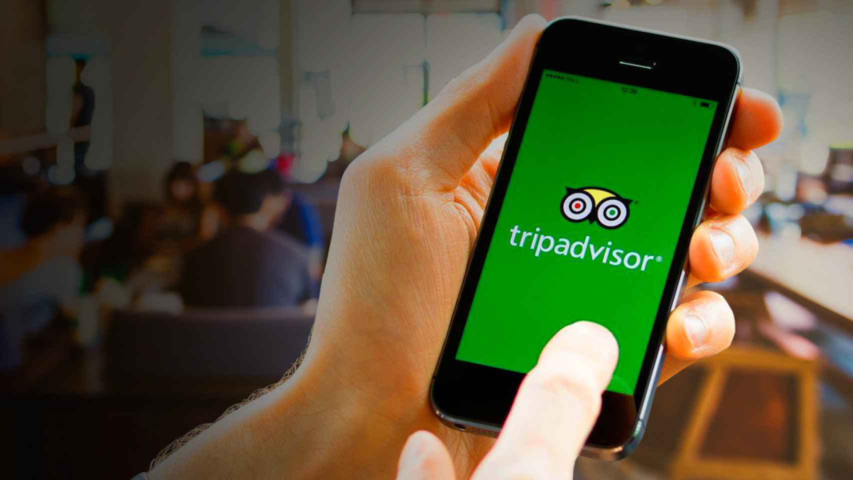 App Tripadvisor instalada en un móvil para cocina/ CG