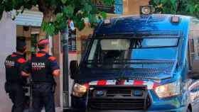 Un coche de atestados de los Mossos d'Esquadra durante un operativo detenidos