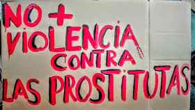 Uno de los carteles reivindicativos de las prostitutas del Raval, en Barcelona / TWITTER