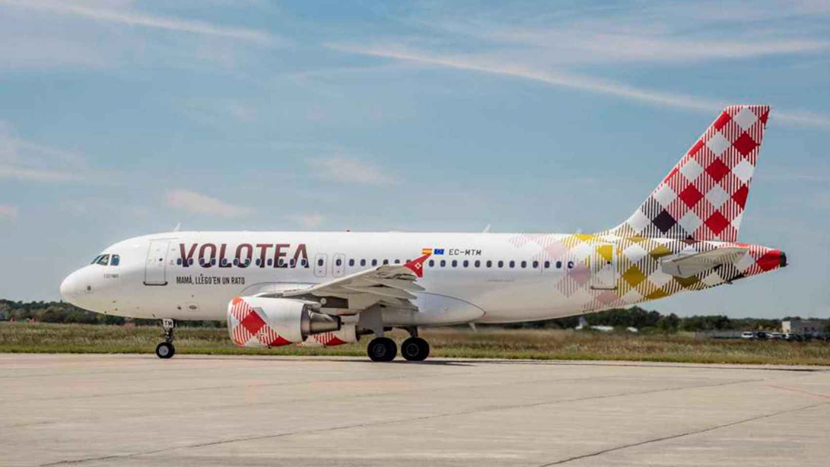 Un avión de la aerolínea Volotea, en una imagen de archivo / VOLOTEA