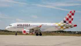 Un avión de la aerolínea Volotea, en una imagen de archivo / VOLOTEA