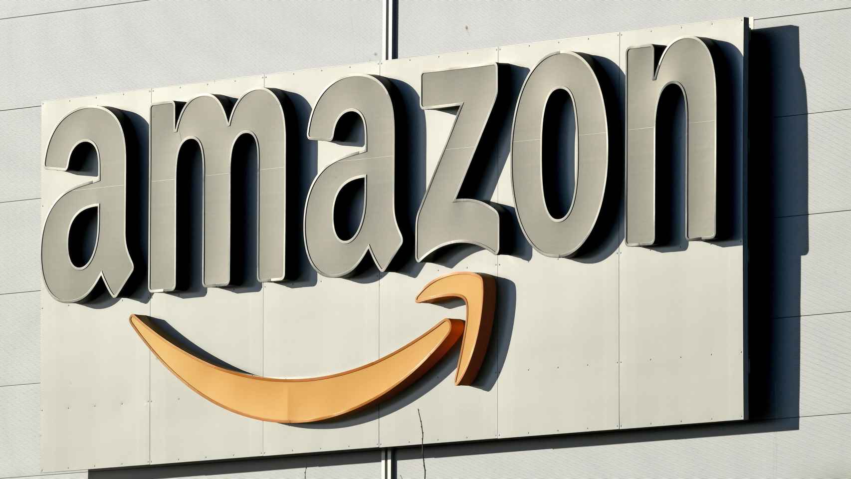 El logo de Amazon, que va a contratar a más de 4.600 personas en toda España para su campaña de Navidad / EP