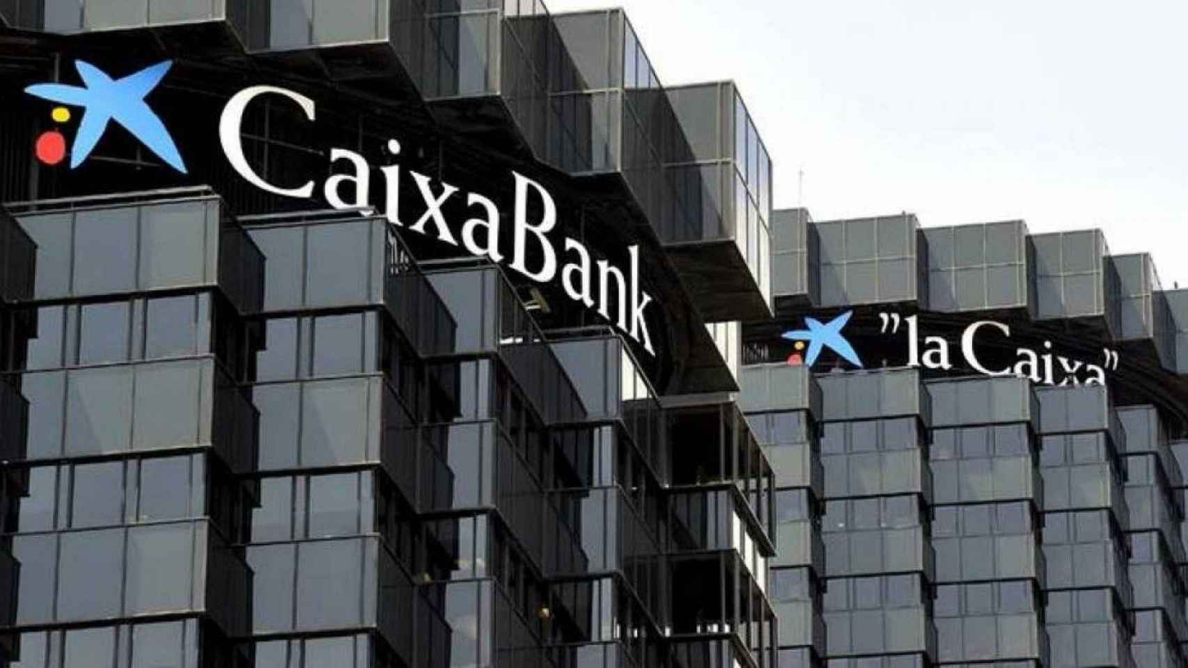 Oficinas de Caixabank en la Diagonal de Barcelona / EFE