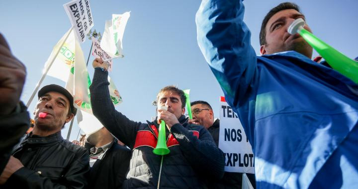 Algunos de los asistentes a la manifestación de agricultores y ganaderos en Madrid el pasado miércoles / EUROPA PRESS
