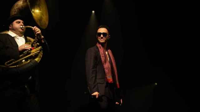 C. Tangana en el concierto del Palau Sant Jordi por su gira 'Sin cantar ni afinar' / LUIS MIGUEL AÑÓN (CD)