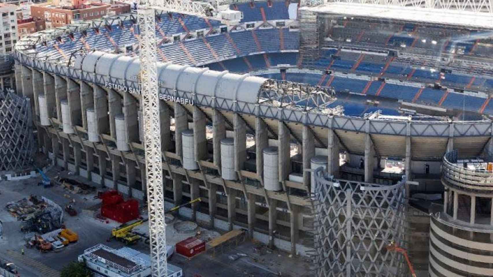 Santiago Bernabéu en obras