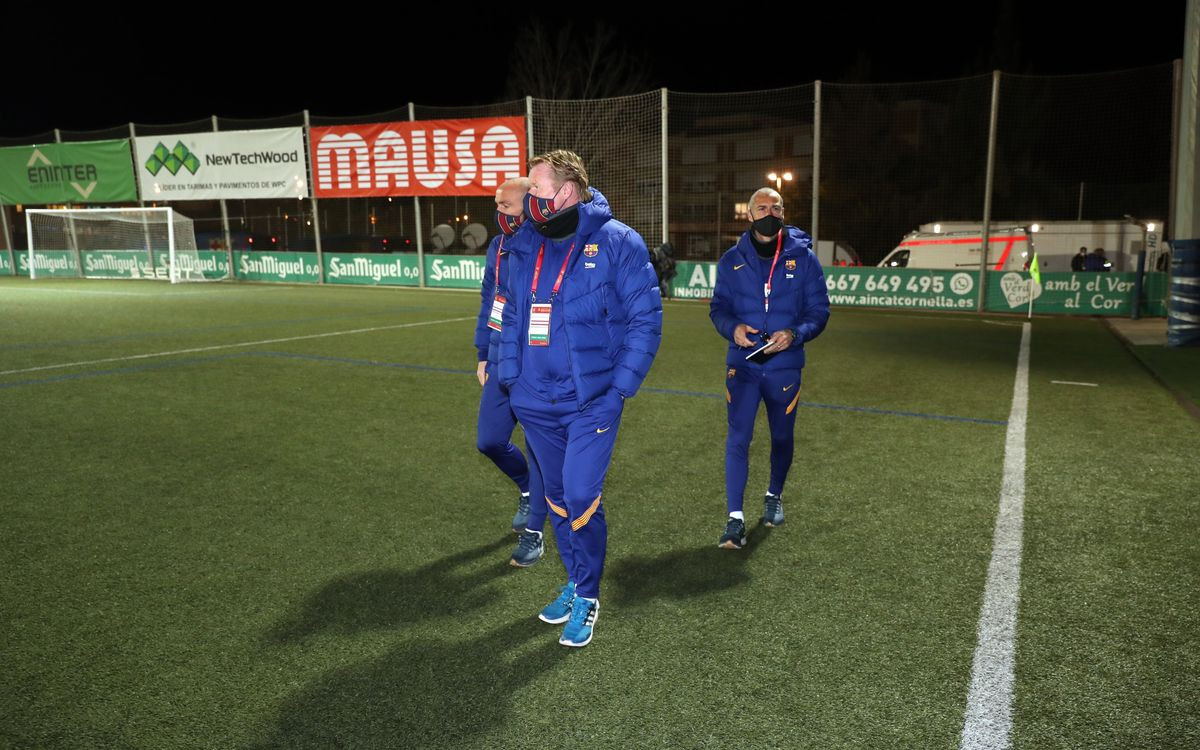 Ronald Koeman con su 'staff' técnico en Cornellà / FC BARCELONA