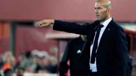 Zidane dirigiendo el Real Madrid en Mallorca / EFE