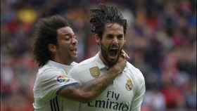 Isco y Marcelo celebran un gol con el Real Madrid / EFE
