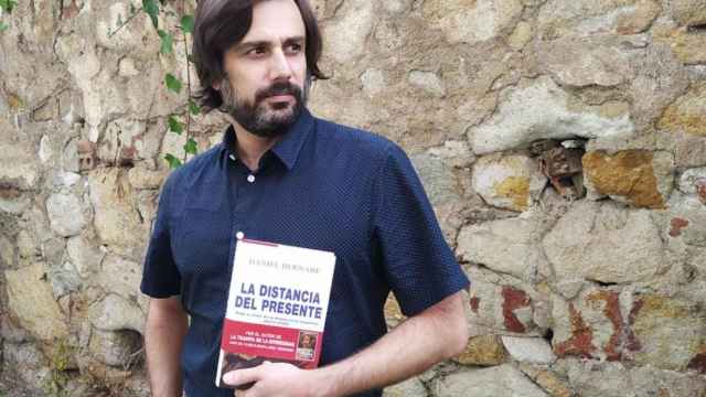 El periodista y escritor Daniel Bernabé, autor de 'La distancia del presente' / DB