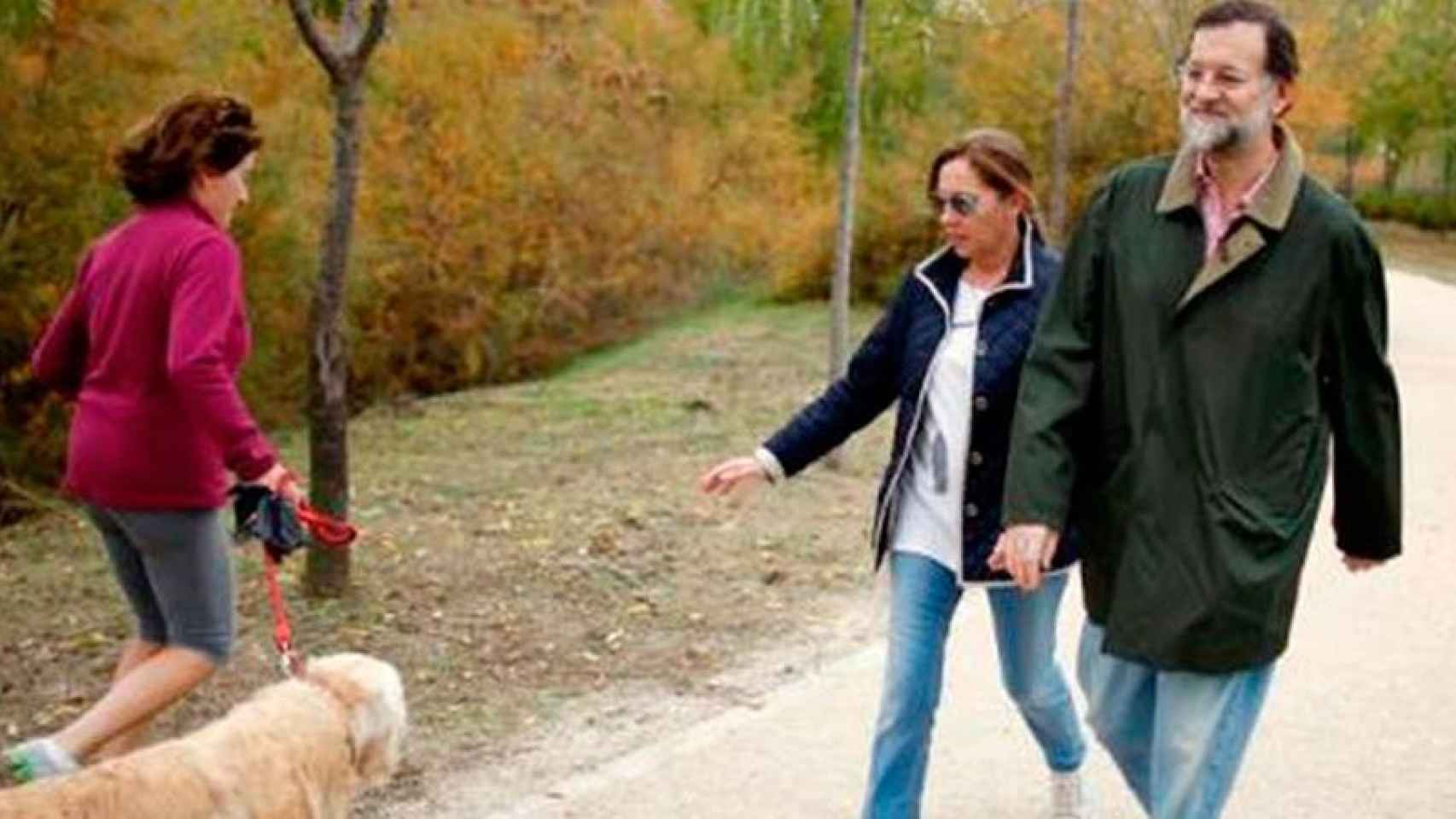 Mariano Rajoy y su esposa en Doñana en marzo pasado.