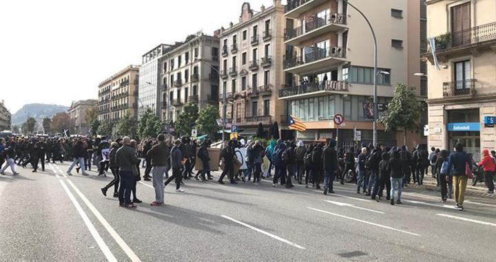 Radicales se marchan del acto de Òmnium Cultural / EUROPA PRESS
