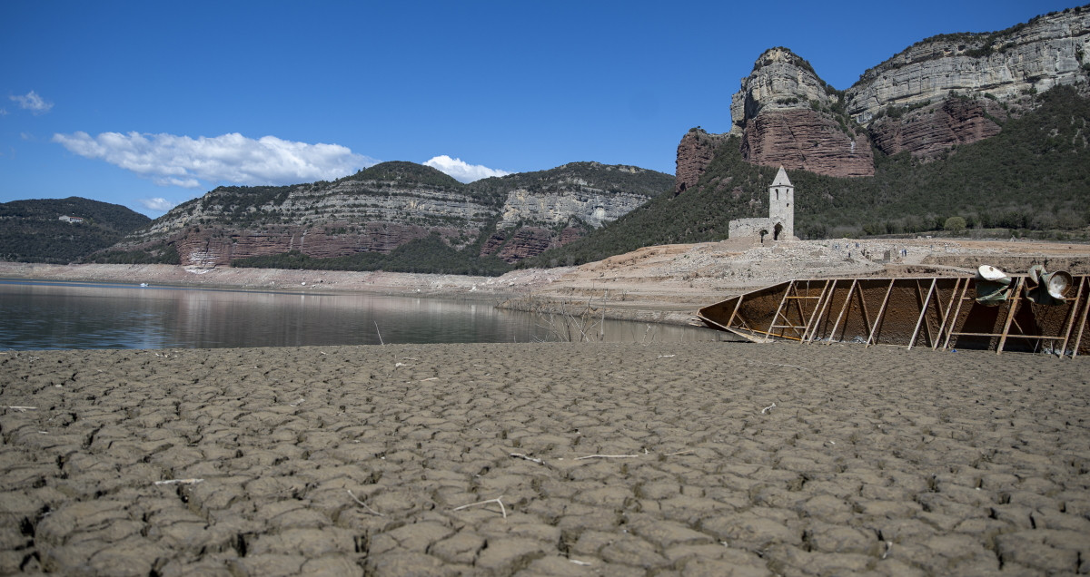 Sequía en el pantano de Sau, a 27 de marzo de 2023 / LORENA SOPÊNA - EUROPA PRESS