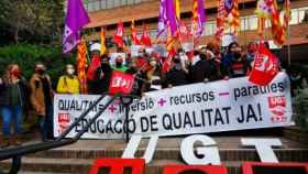 Manifestación de UGT ante la 'conselleria' de Educación para denunciar la mala gestión durante la pandemia del Covid / CEDIDA