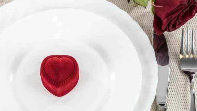 Cena de San Valentín en uno de los restaurantes más románticos de España / PIXABAY
