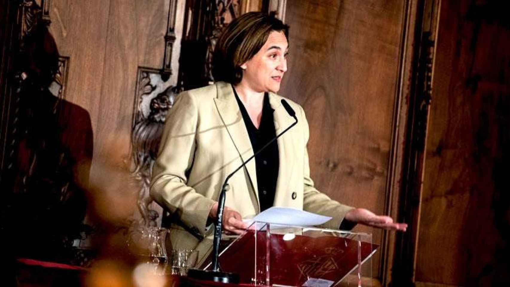La alcaldesa de Barcelona y presidenta del AMB, Ada Colau, en un acto del Ayuntamiento / AJ BCN