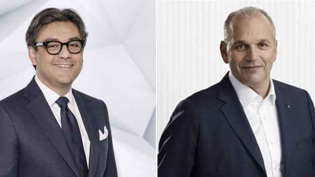 El nuevo presidente de Seat, Luca de Meo (izquierda), y su predecesor en el cargo, Jurguen Stackmann (derecha)