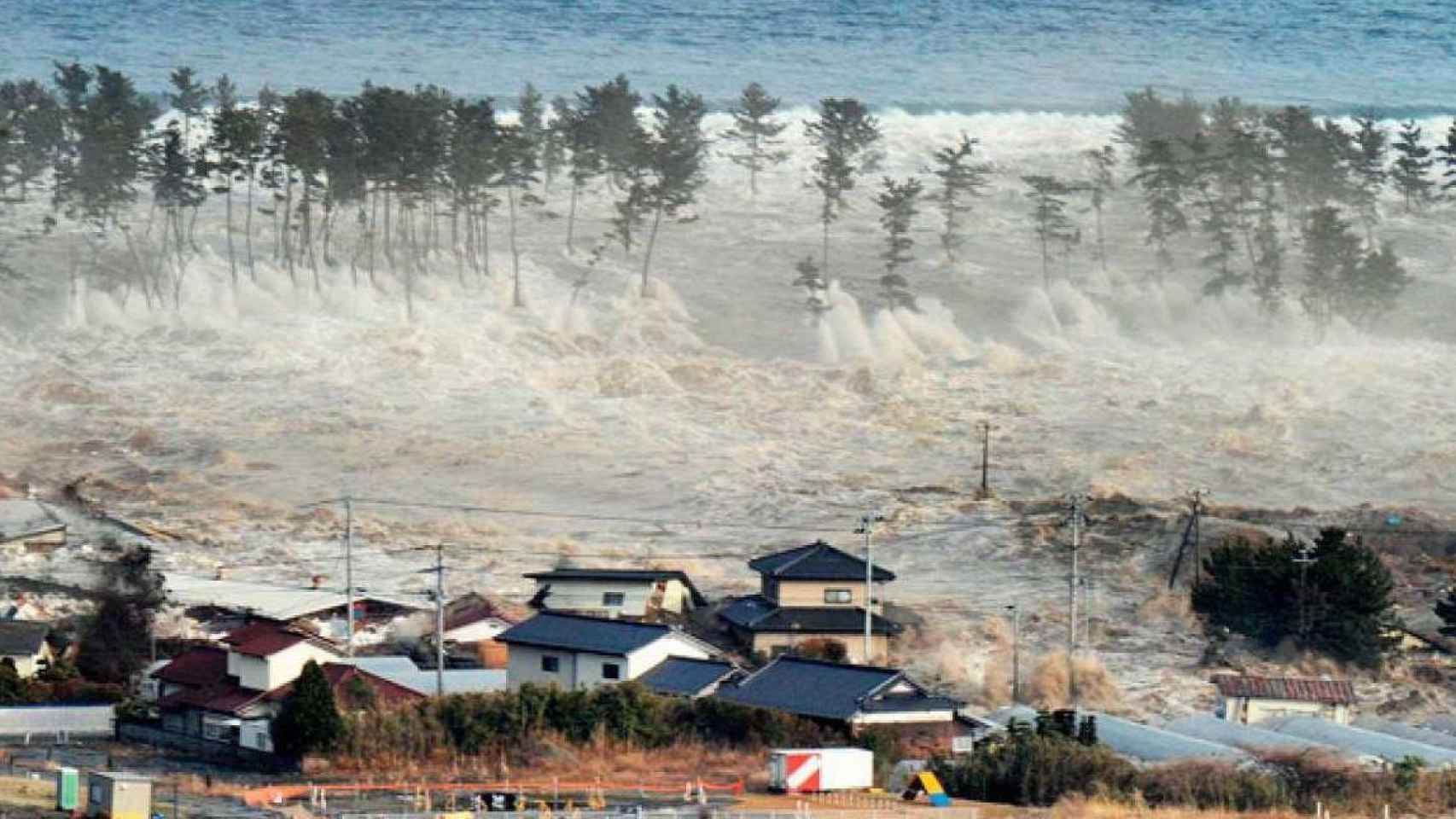 Una foto de un tsunami en Japón