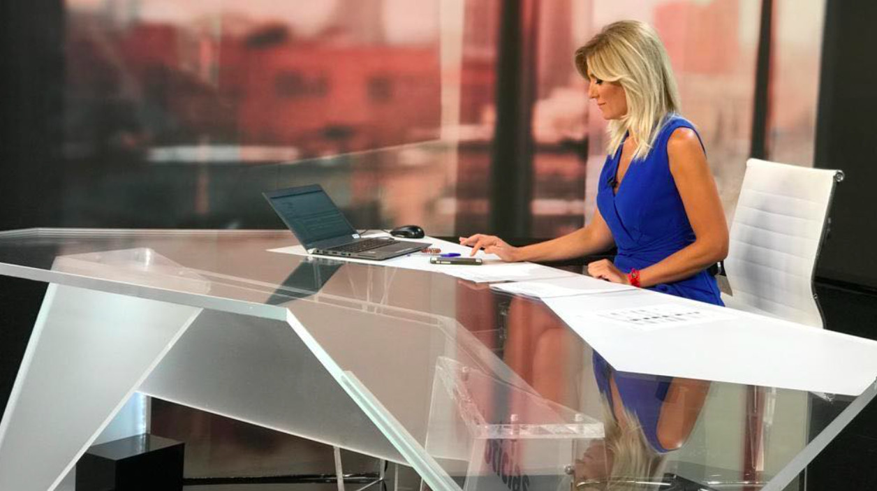 Sandra Golpe en el plató de informativos de Antena 3 / INSTAGRAM