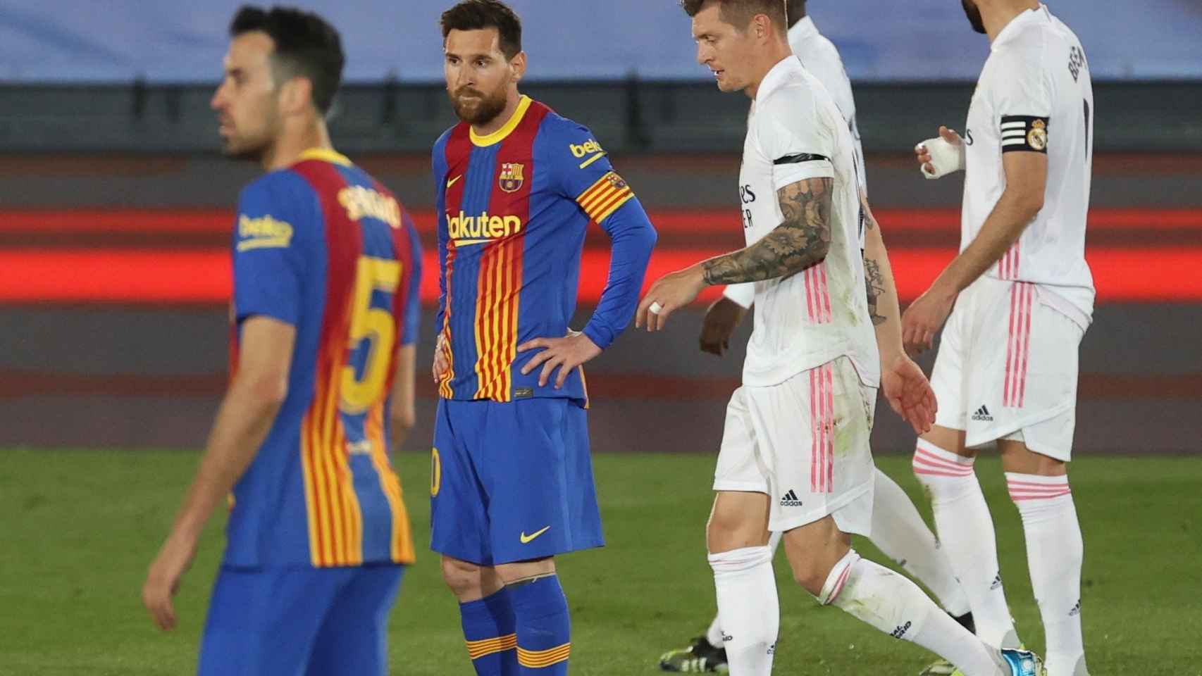 Messi y Busquets en el Barça-Madrid del sábado / EFE
