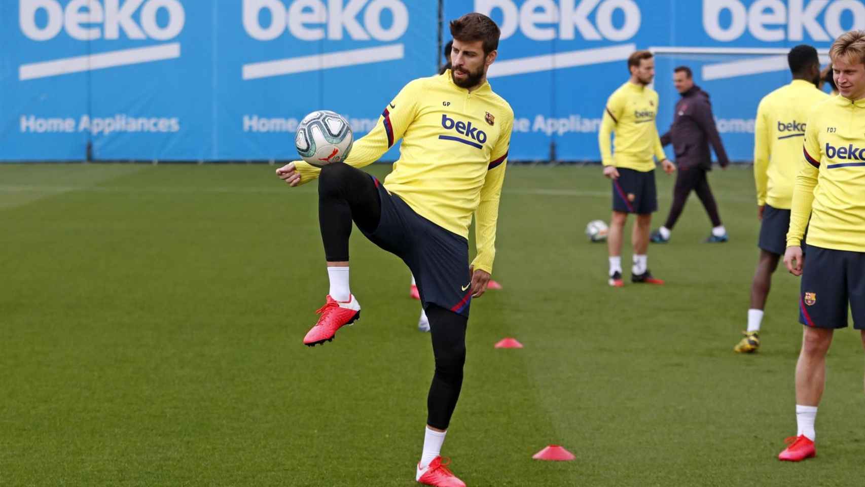 Gerard Piqué en un entrenamiento con el Barça / FC Barcelona