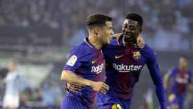 Coutinho y Dembelé celebran un gol del Barça / EFE