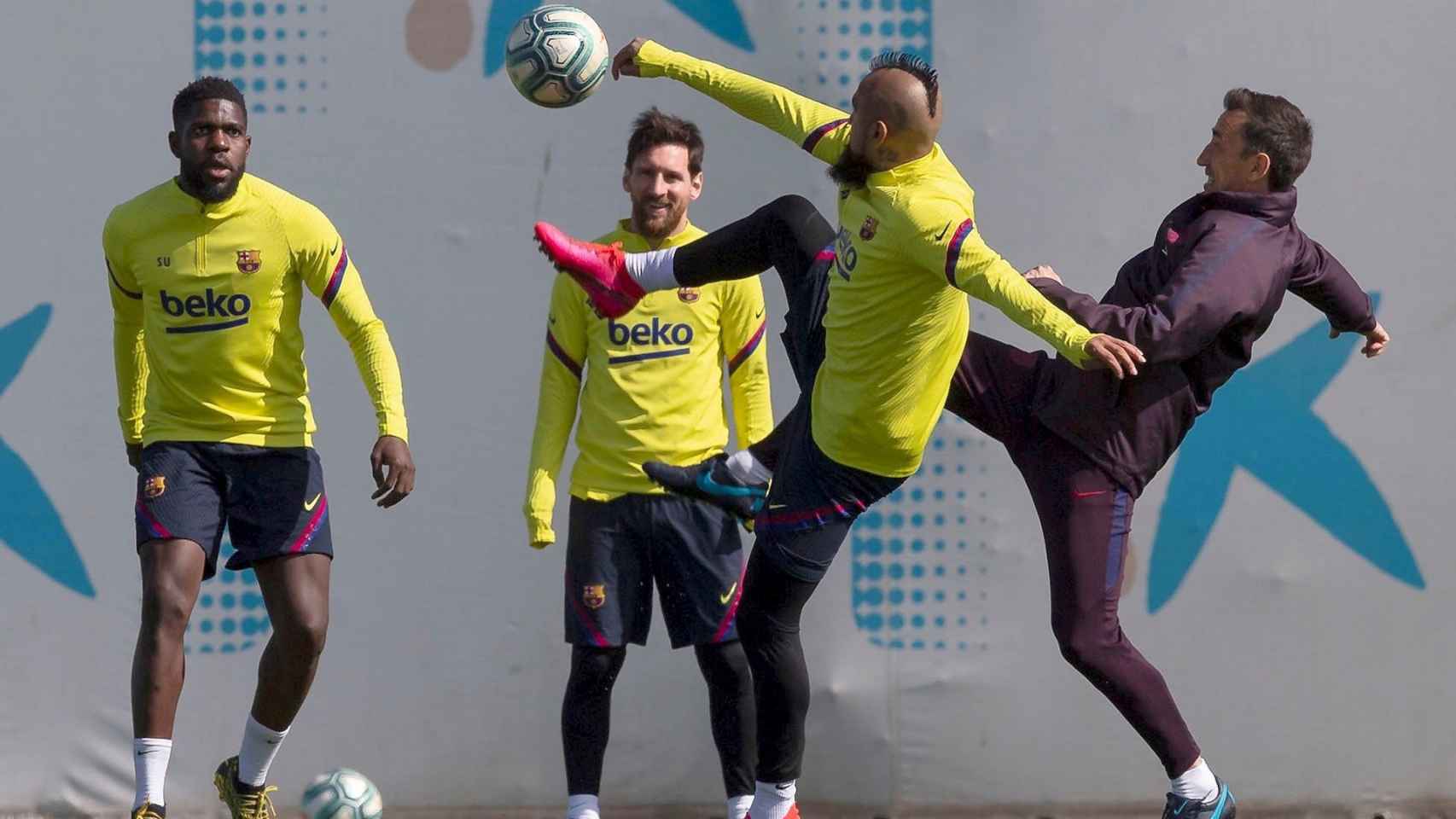 Arturo Vidal en un entrenamiento del Barça EFE