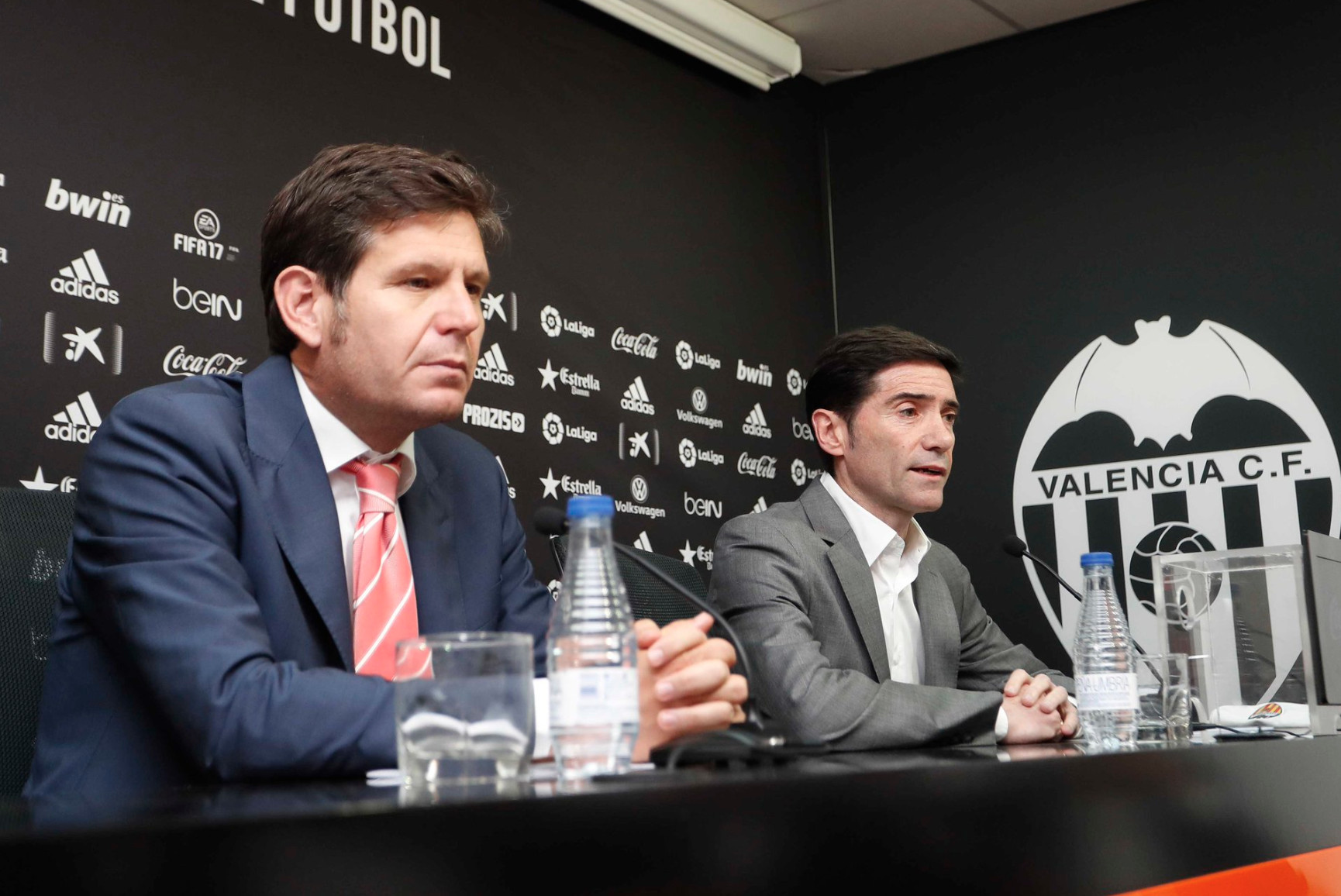 Mateu Alemany y Marcelino, en rueda de prensa con el Valencia / EFE