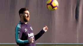 Leo Messi durante un entrenamiento / EFE