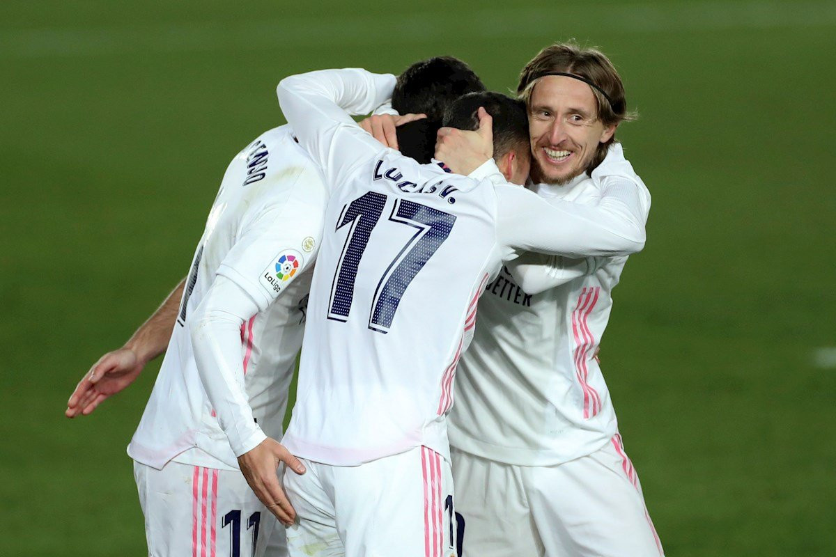 Los jugadores del Real Madrid celebran el gol contra el Celta / EFE