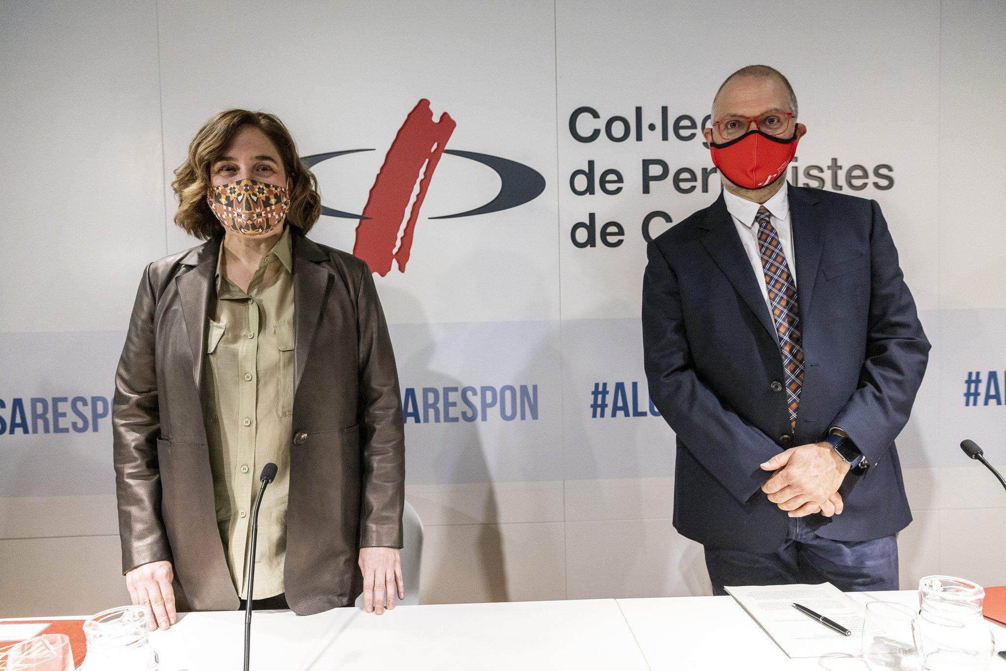 La alcaldesa de Barcelona, Ada Colau, en el acto del Col.legi de Periodistes / AYUNTAMIENTO DE BARCELONA (TWITTER)