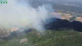 Incendio forestal en Peramola (Lleida) / AGENTS RURALS