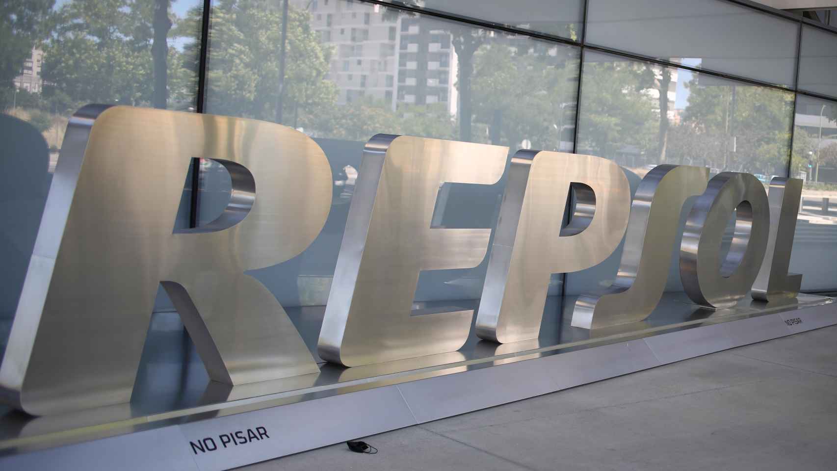 Detalles de la sede de Repsol en Madrid / EP