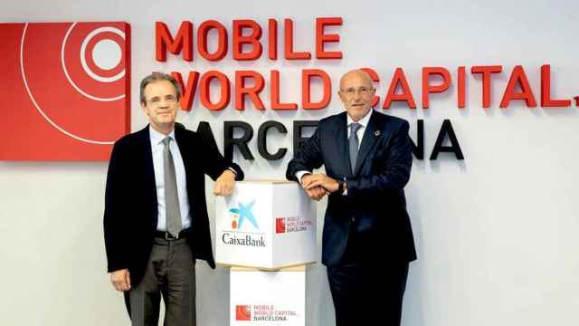 El presidente de Caixabank, Jordi Gual (i), y el de la Mobile World Capital de Barcelona, Carlos Grau (d) / MWCapital