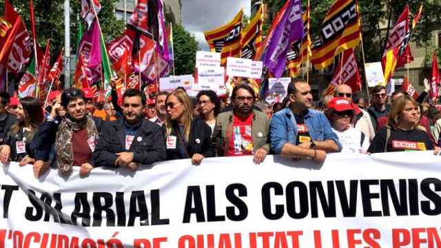 La cabecera de la manifestación del 1 de mayo de 2017 en Cataluña, la última gran movilización convocada por los sindicatos / EP