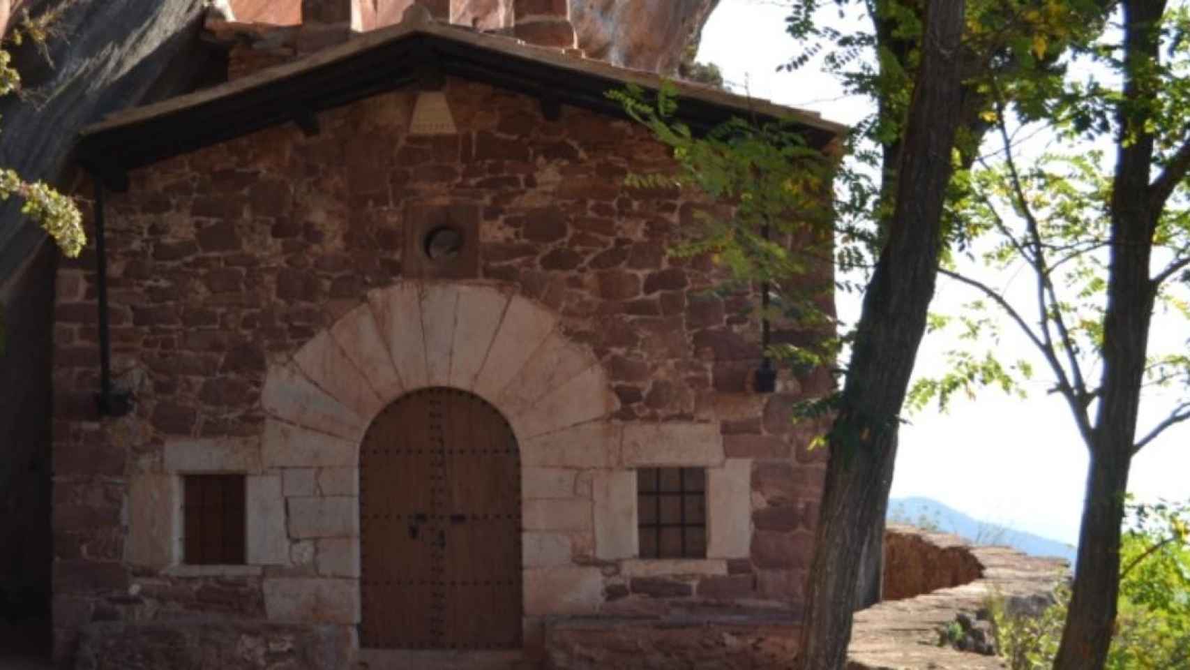 Ermita de l'Abellera en las Montañas de Prades / AYUNTAMIENTO DE PRADES