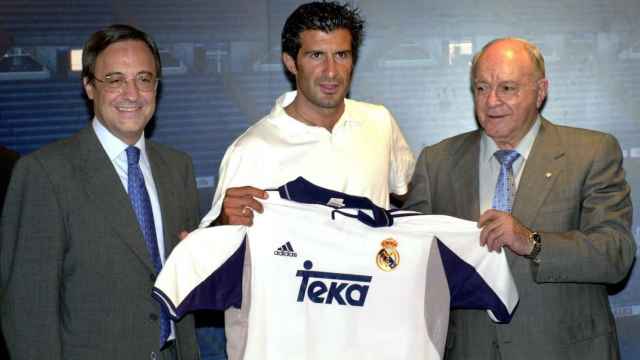 Florentino, Figo y Di Stefano en la presentación del portugués / EFE