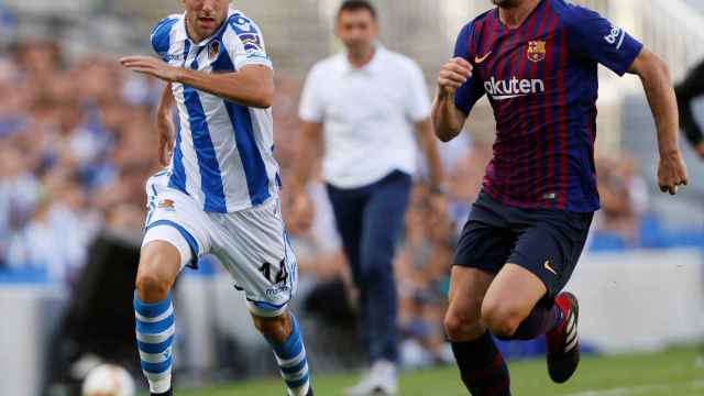 Una foto de Rakitic frente a la Real Sociedad  / EFE