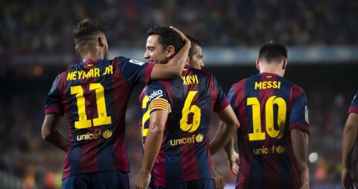 Neymar y Xavi celebrando un gol con el Barça / EFE